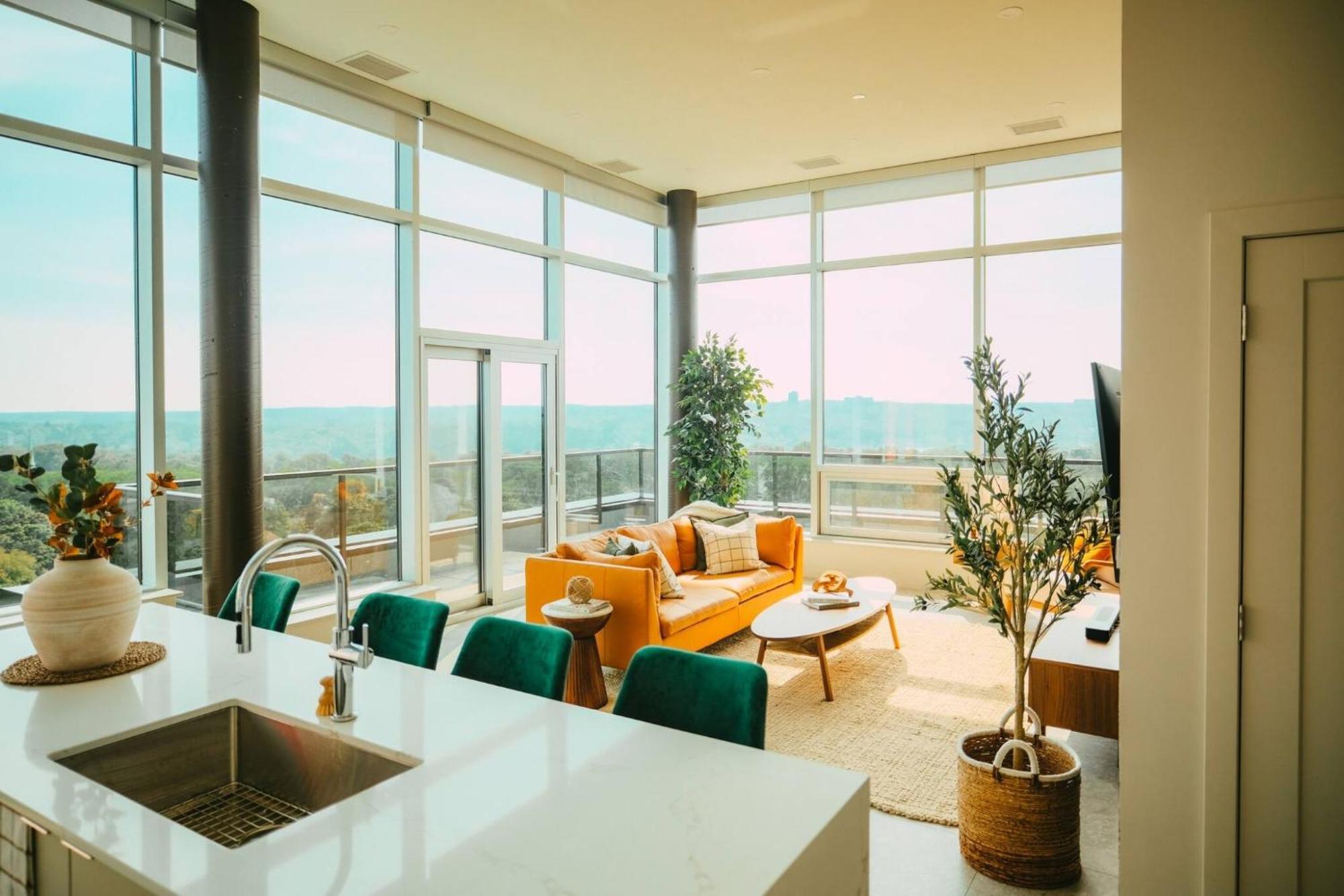 New - Luxury 2Br Penthouse Apt In Central Halifax Buitenkant foto