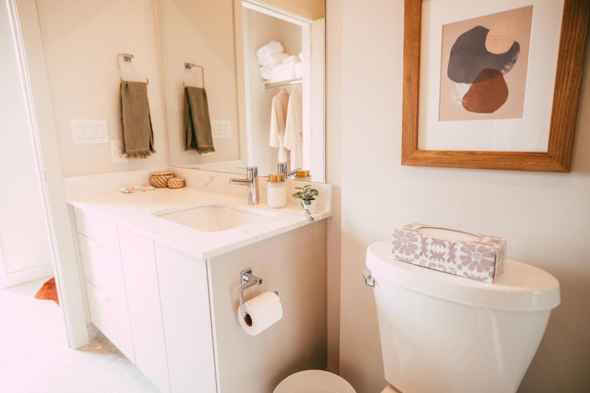 New - Luxury 2Br Penthouse Apt In Central Halifax Buitenkant foto